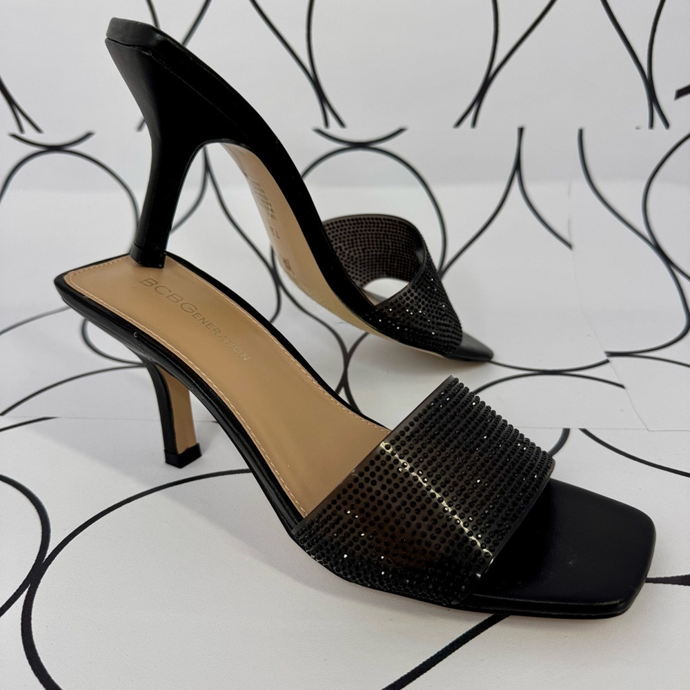 BCBGeneration maxari black slip on heel/sandal